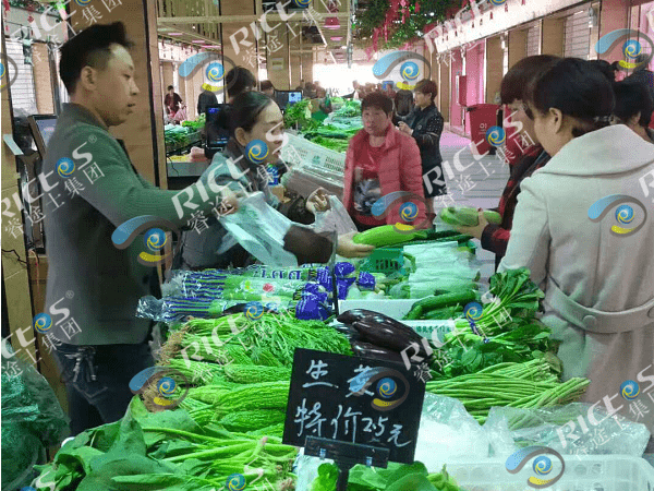 睿途士小編給大家分享，在智慧農(nóng)貿(mào)市場(chǎng)中，食品安全是如何解決的。